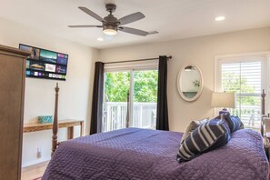 2 camere, una scrivania, ferro/asse da stiro, culla da viaggio