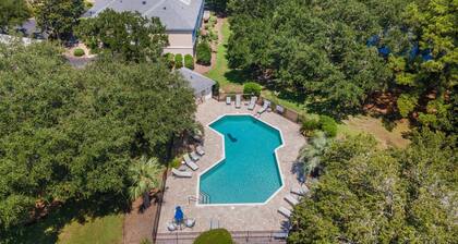 Perfect blend of comfort and modern design 3BR/BA Golf Course Villa with Pool.