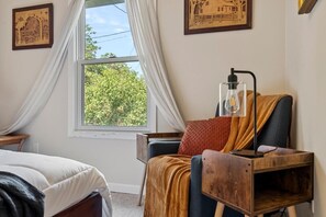 3 Schlafzimmer, Schreibtisch, WLAN, Bettwäsche