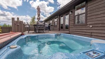 Bañera de hidromasaje exterior