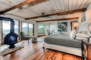 3 habitaciones, wifi gratis y ropa de cama 
