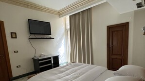 2 多间卧室、办公桌、熨斗/熨衣板、免费 WiFi