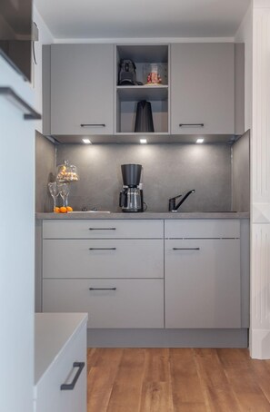 Nicht klassifiziertes Bild, 4 von 27, Schaltfläche