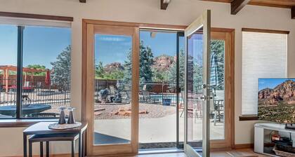 Sedona Eagles Nest Pool and Rest- Stargazing & Great Views, Pet's OK, Large home!