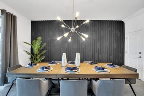 Casa Deluxe | Comedor