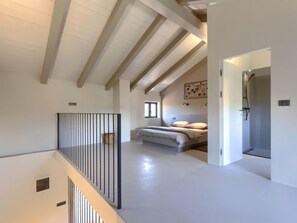 2 habitaciones, tabla de planchar con plancha y wifi