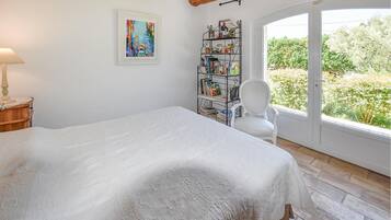 3 slaapkamers, reisbedje, gratis wifi