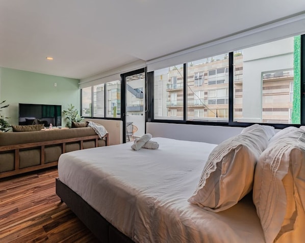 1 habitación, tabla de planchar con plancha, wifi y ropa de cama