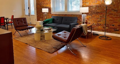 Spacious Stylish One Bedroom Apartment