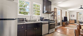 The Christian House - Downtown Hammond