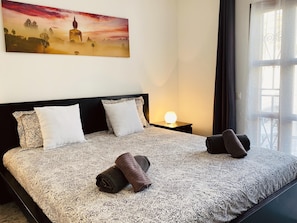 3 chambres, fer et planche Ă repasser, accĂšs Internet, draps fournis