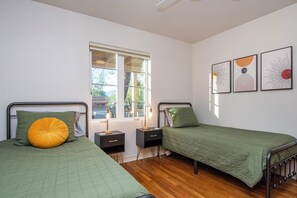 3 Schlafzimmer, Bügeleisen/Bügelbrett, Reisekinderbett, kostenloses WLAN