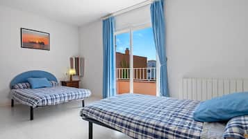 4 Schlafzimmer, Bügeleisen/Bügelbrett, WLAN, Bettwäsche