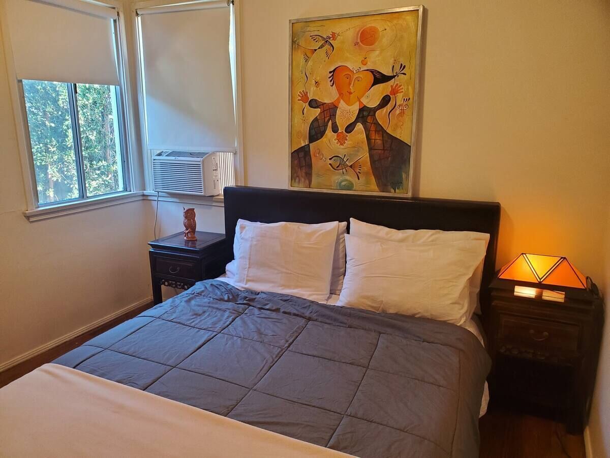 2 bedrooms, WiFi, bed sheets