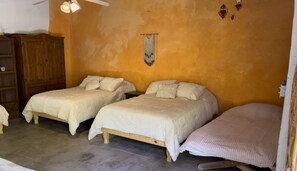 Traditional Cottage | 5 bedrooms, hypo-allergenic bedding, pillowtop beds, free WiFi - Hacienda Ramona (Comondu)