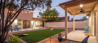 Sam Hughes Bungalows - B - Walkable to the University of Arizona, Large Backyard