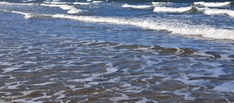 Homely 2-Bed Chalet in Bridlington - Free WiFi