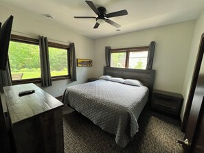 2 bedrooms, WiFi, bed sheets - New Condo On Crosslake w/ Boat Slip, Private Beach, & Amenities for All Seasons! (Crosslake)