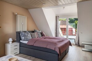 1 camera, Wi-Fi gratuito, lenzuola