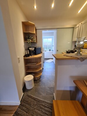 Interior - Studio Apartment 'Rosenzauber Kraxler Pärchen' with Shared Garden and Wi-Fi (Weißenstadt)