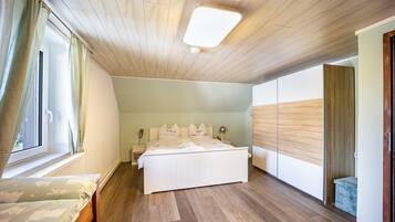 3 sovrum, gratis wi-fi och sÀngklÀder