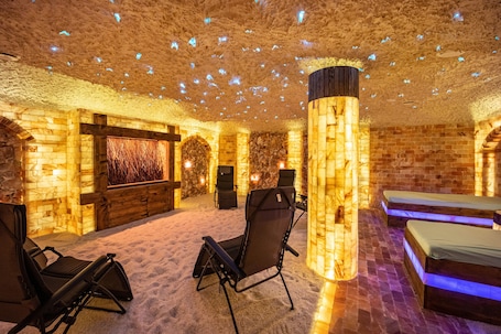 Spa. Holiday Apartment 'Salty Sol' with Shared Terrace and Wi-Fi