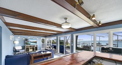 ⚓️Direct lake view with available Tritoon boat rental