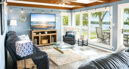 ⚓️Direct lake Lakefront Home Tritoon rental available