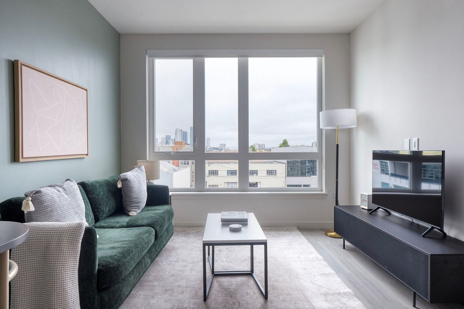 Deluxe SoMa 1BR w/ Bike Storage & Parking, nr BART, by Blueground