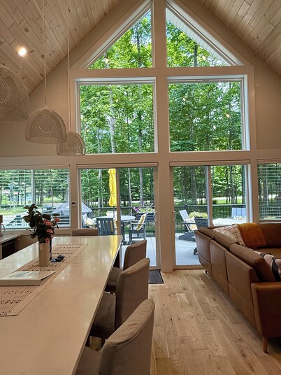 Red Cherry Woods Cottage 🍒 New Construction!