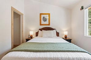 2 chambres, lit parapluie, Wi-Fi gratuit, draps fournis