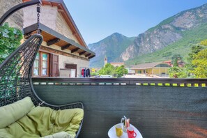 Property grounds - Casa Gio Few Minutes from the Lake, Riva del Garda, Italy (Riva del Garda)