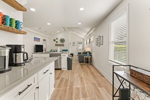 Interior - Sunflower Hideaway -Walk to eats, bike to beach, pet friendly, Relaxed backyard. (St. Simons Island)