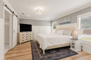 3 camere, ferro/asse da stiro, Wi-Fi gratuito, lenzuola