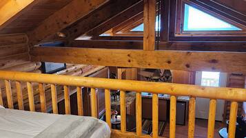 Cabin | 1 bedroom, bed sheets