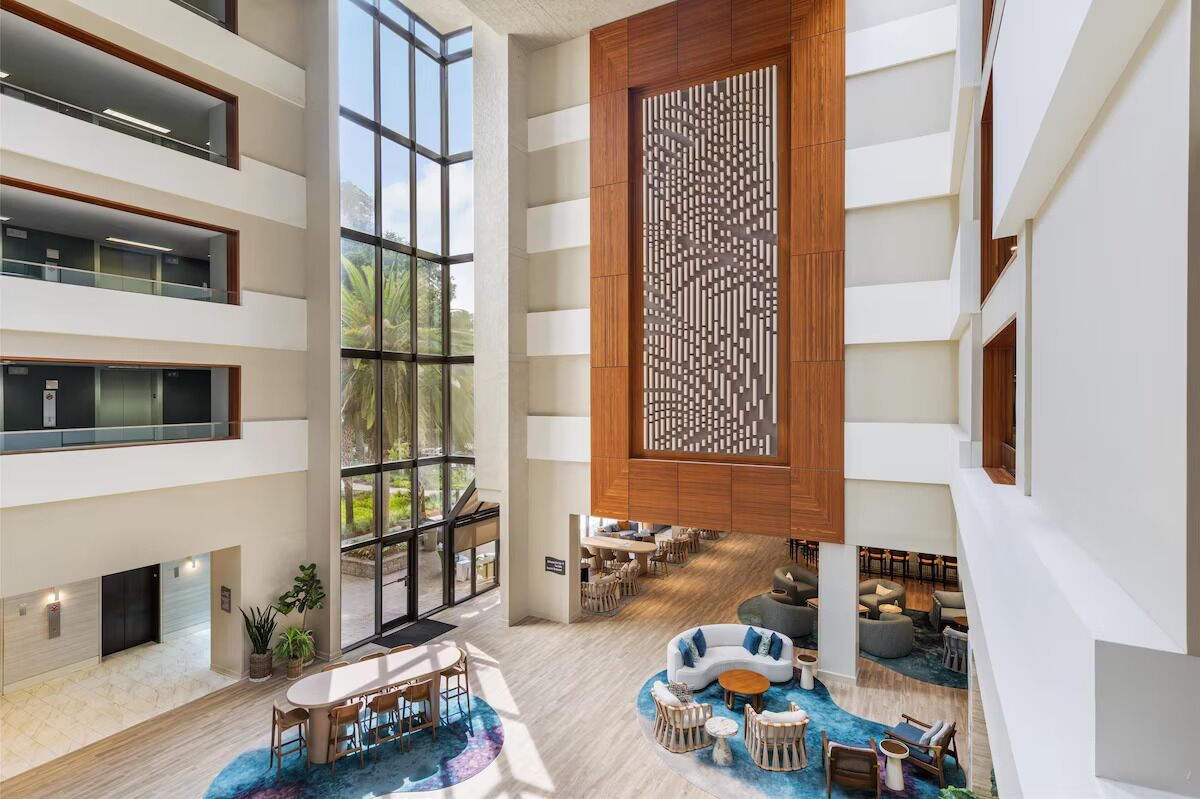 Ensuring A Very Comfortable & Memorable Stay! Pet-friendly, Beachfront! - Hilton Head Island, SC