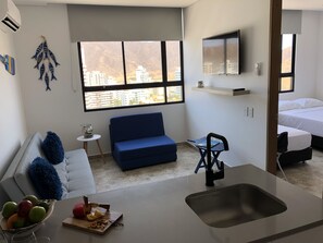 1 غرفة نوم ومكتب وواي فاي وملا�ءات أسرّة