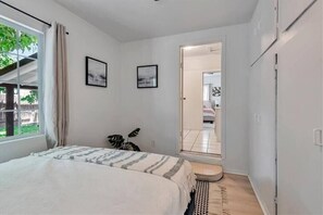 2 habitaciones, tabla de planchar con plancha y wifi