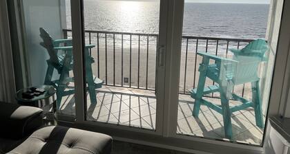 Beachfront condo with stunning ocean views. Pet-Friendly!