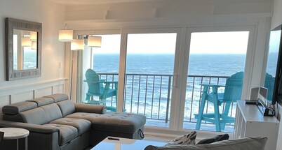 Beachfront condo with stunning ocean views. Pet-Friendly!