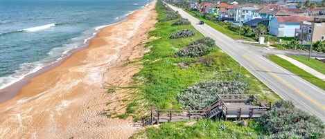 In Strandnähe, Surfen/Bodyboarden, Motorbootfahrt