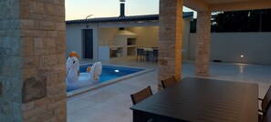 Outdoor pool, a heated pool