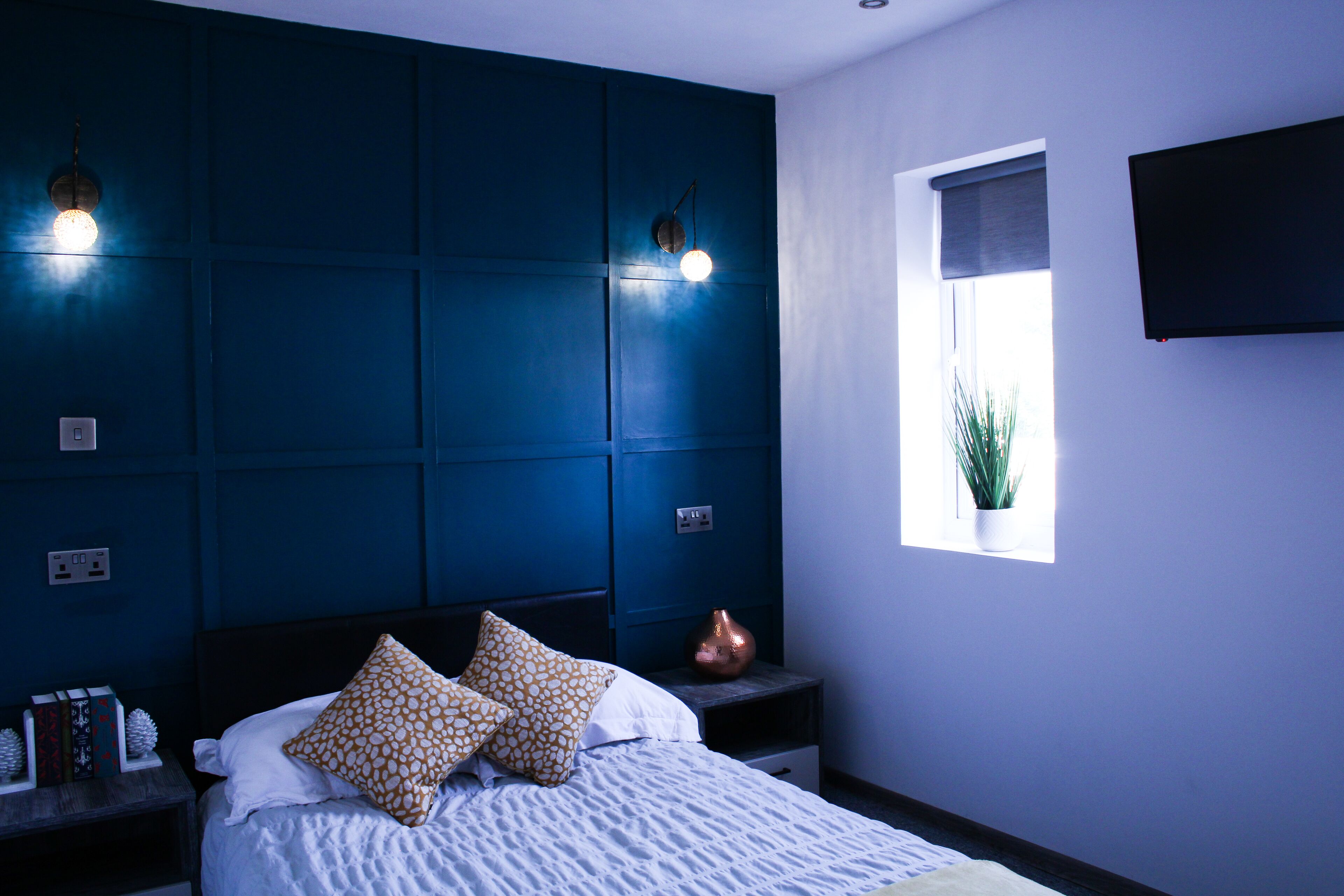 1 غرفة نوم ومكواة/لوح كي وواي فاي وملاءات أسرّة