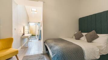 1 makuuhuone, silitysrauta/-lauta, Wi-Fi, vuodevaatteet