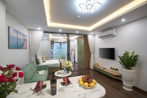 Executive Apartment | 1 bedroom, desk, free WiFi