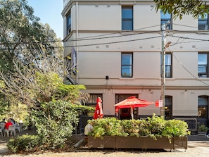 Front of property - Lord Wolseley Hotel (Ultimo)