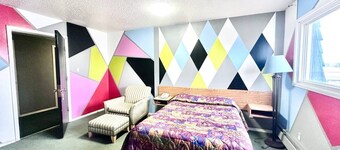 Grizzly Motor Hotel