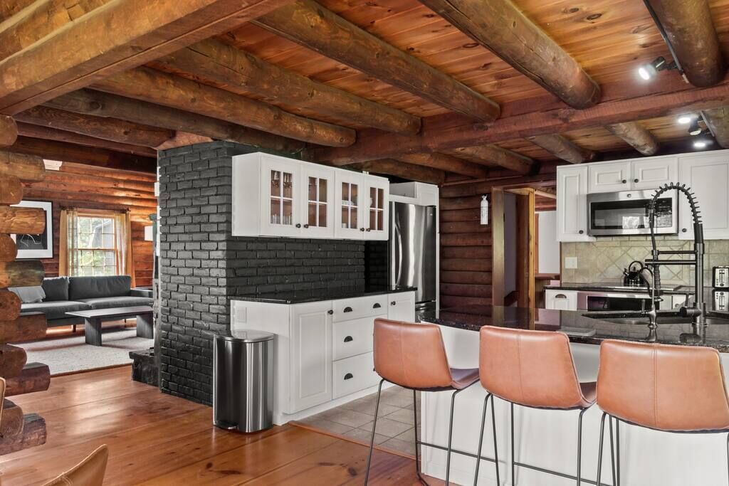 冰箱、微波炉、烤箱、炉灶