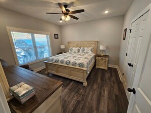 6 Schlafzimmer, Bügeleisen/Bügelbrett, Reisekinderbett, WLAN