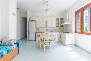 Apartment | 3 bedrooms - Friendly Family Apartment at Ischia (Ischia)